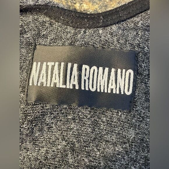 Natalia Romano Cape Poncho Wrap Gray Wool Blend Faux Fur OS - Picture 4 of 5